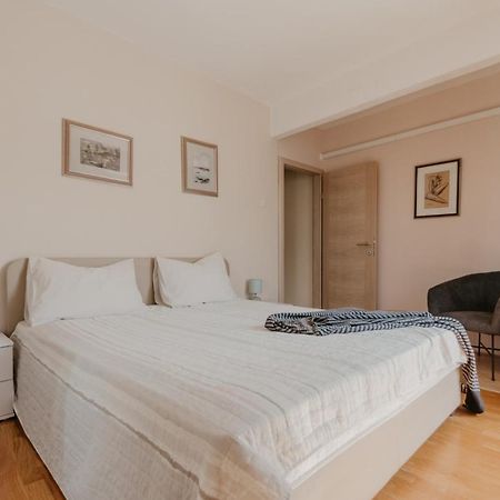 Apartments Ivana Dramalj Eksteriør bilde