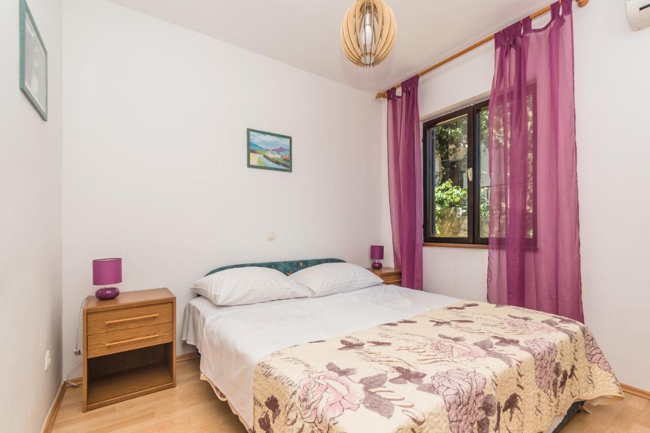 Apartments Ivana Dramalj Eksteriør bilde