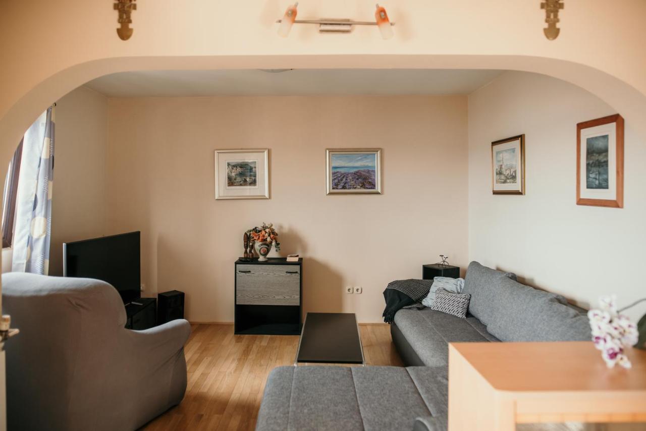 Apartments Ivana Dramalj Eksteriør bilde
